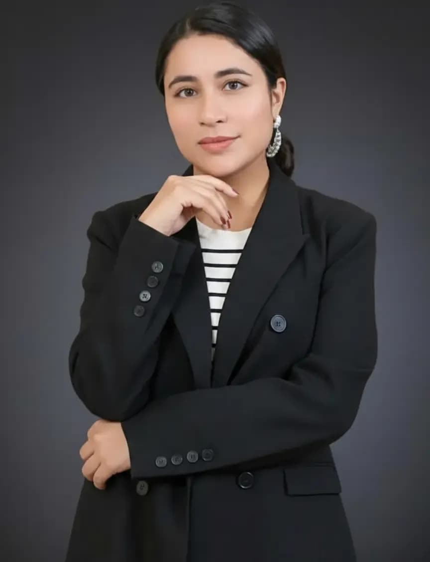 Eliza Cabos